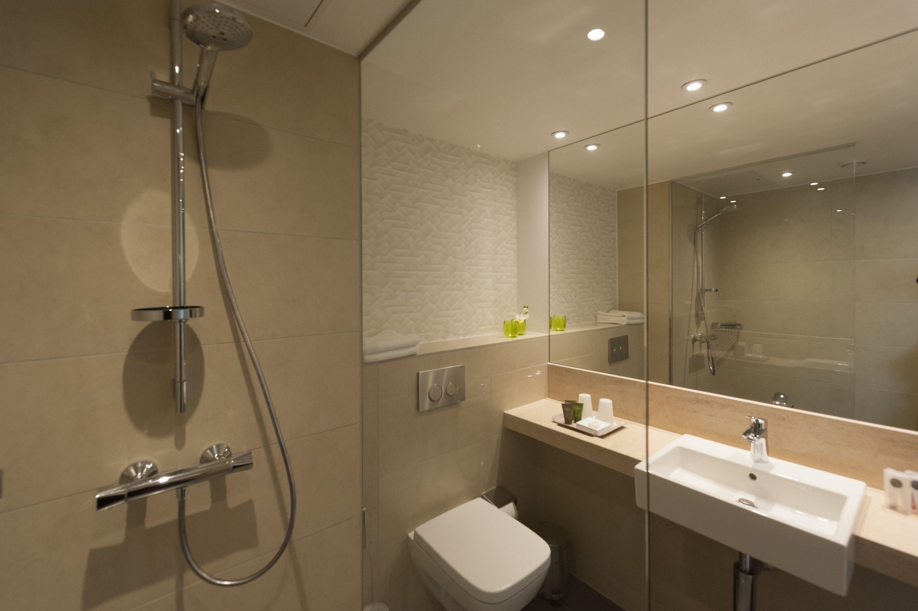 Holiday Inn Frankfurt Airport By Ihg Hotel 4*