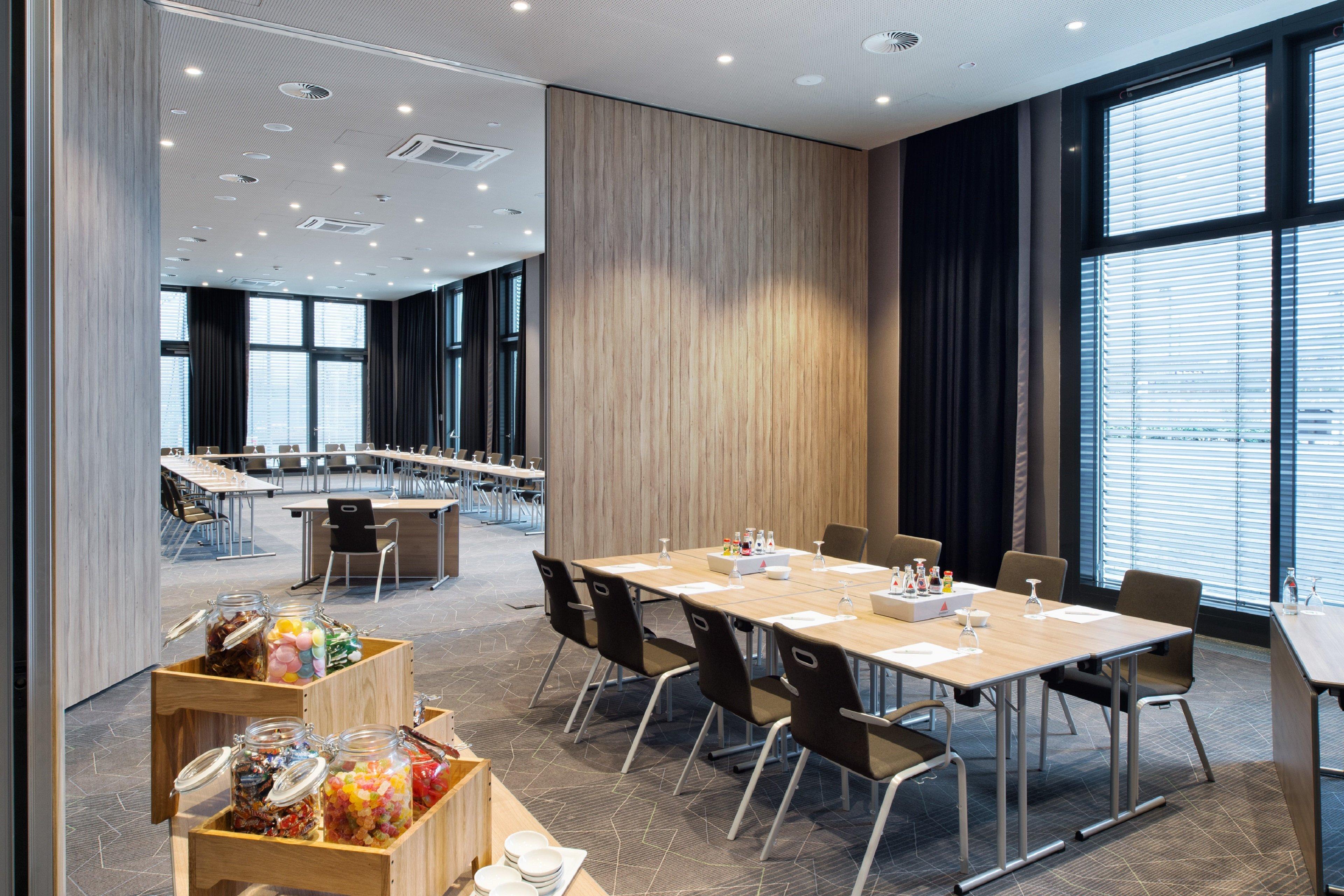 Hotel Holiday Inn Frankfurt Airport By Ihg Frankfurt am Main