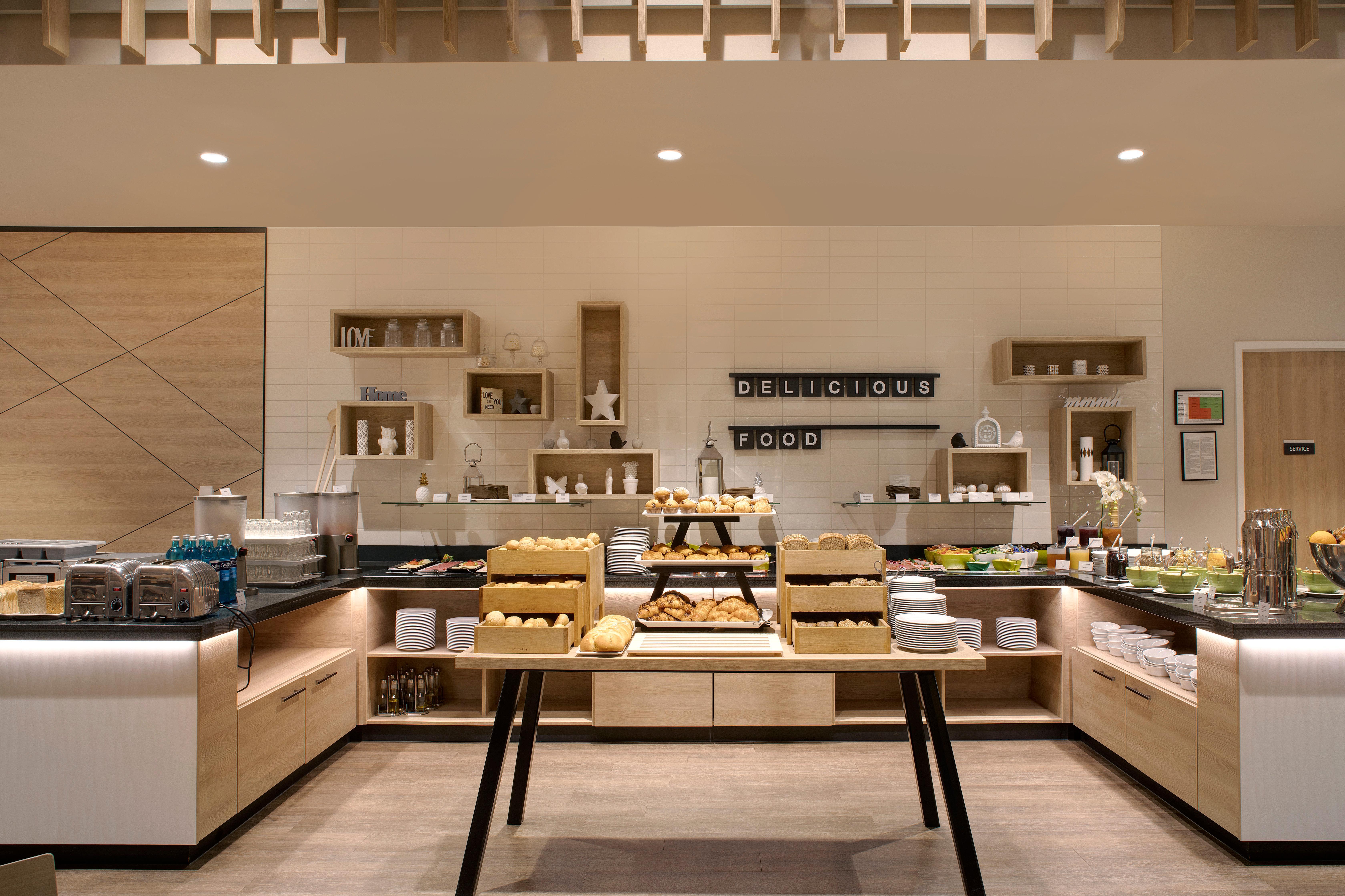 Holiday Inn Frankfurt Airport By Ihg