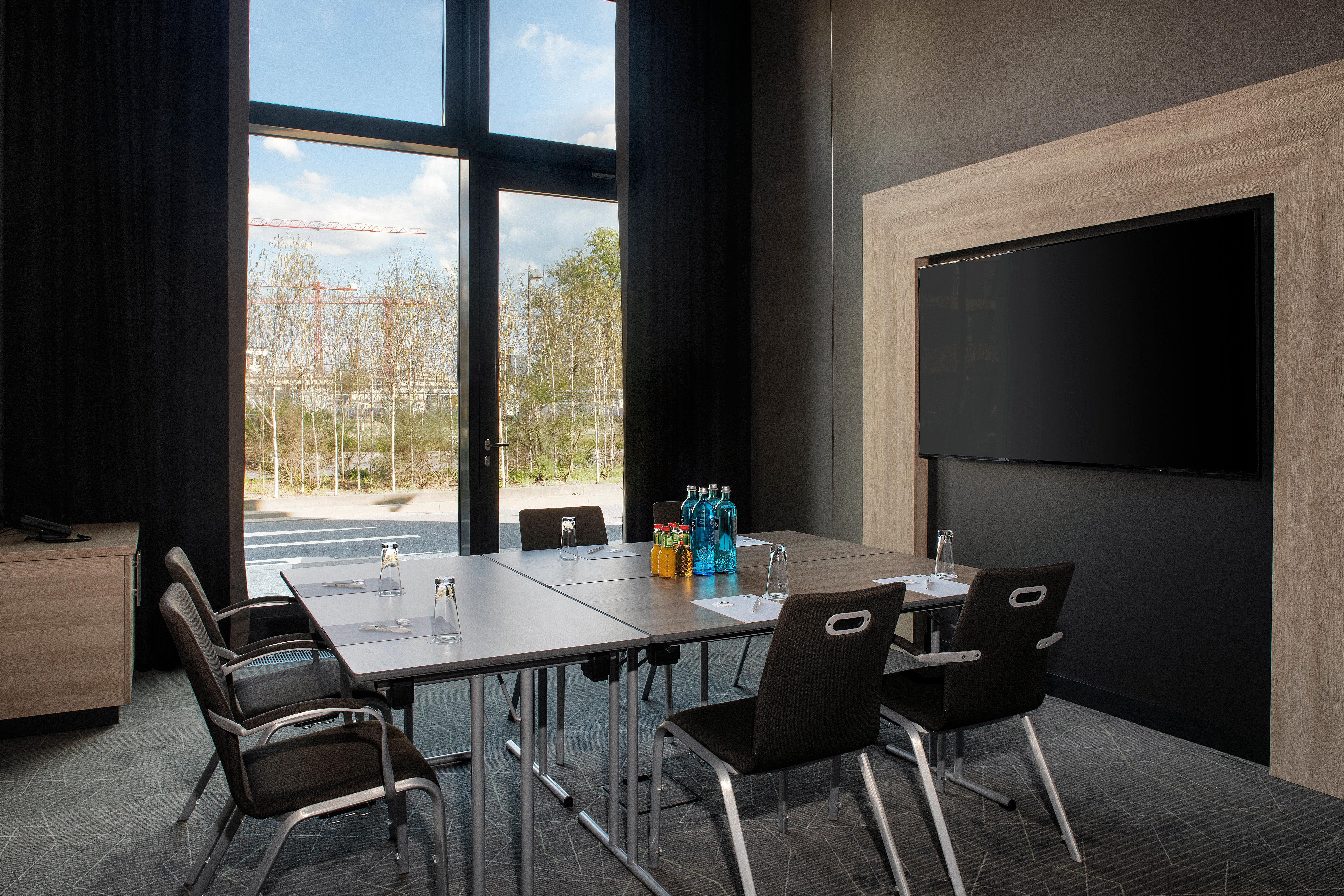 Holiday Inn Frankfurt Airport By Ihg