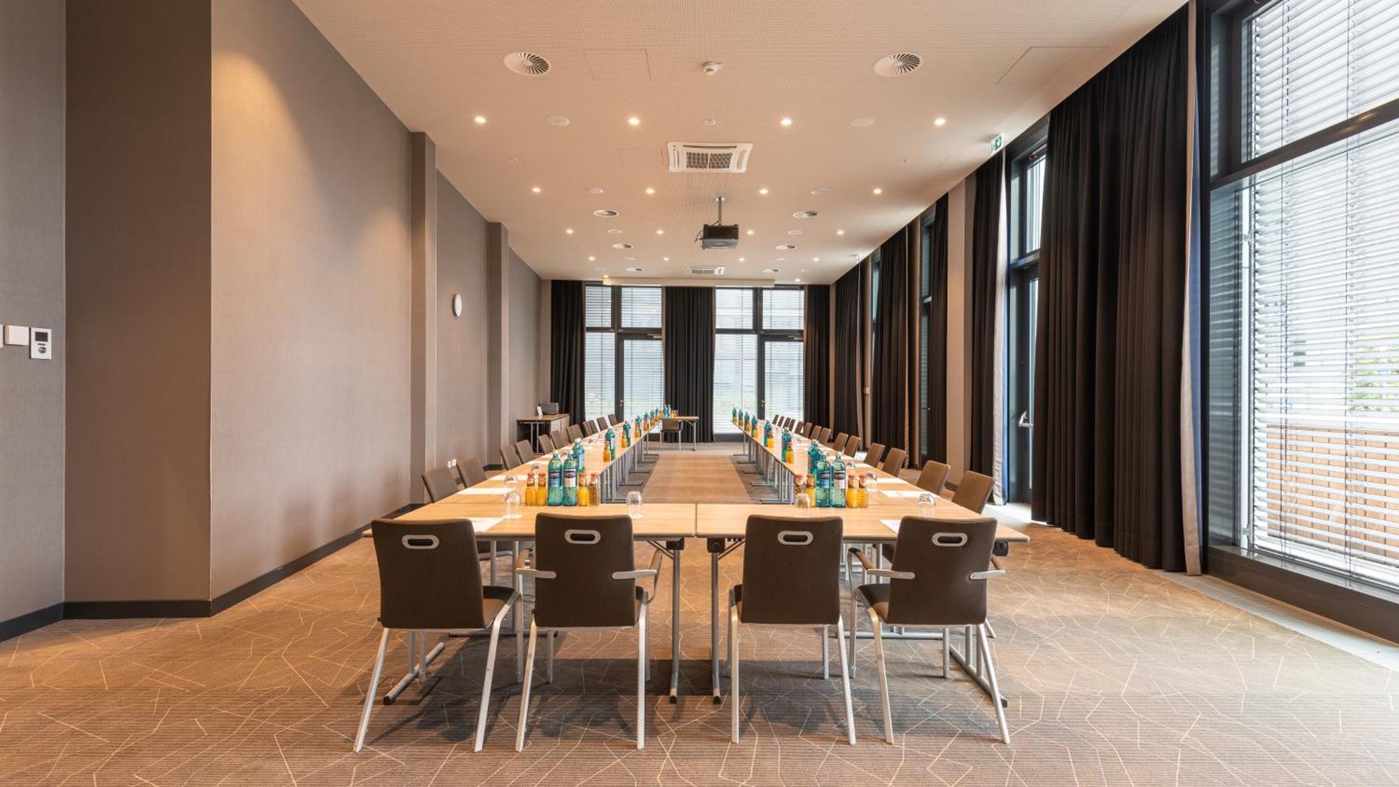 Holiday Inn Frankfurt Airport By Ihg 4* Frankfurt am Main
